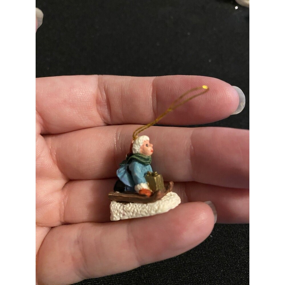 Vintage Set Of 20 Tiny Folk Art Christmas Ornaments, Santa, Sledding, People - Picture 8 of 9